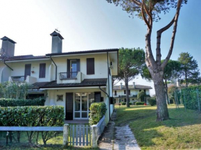 Charming villa in Porto Santa Margherita with private garden